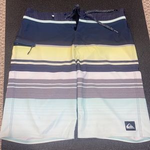 Quiksilver bathing suit